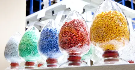 Mühəndislik plastikləri ilə adi plastiklər arasındakı fərq